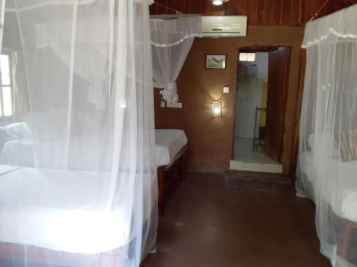 Kirinda Beach Resort, Yala Exteriör bild