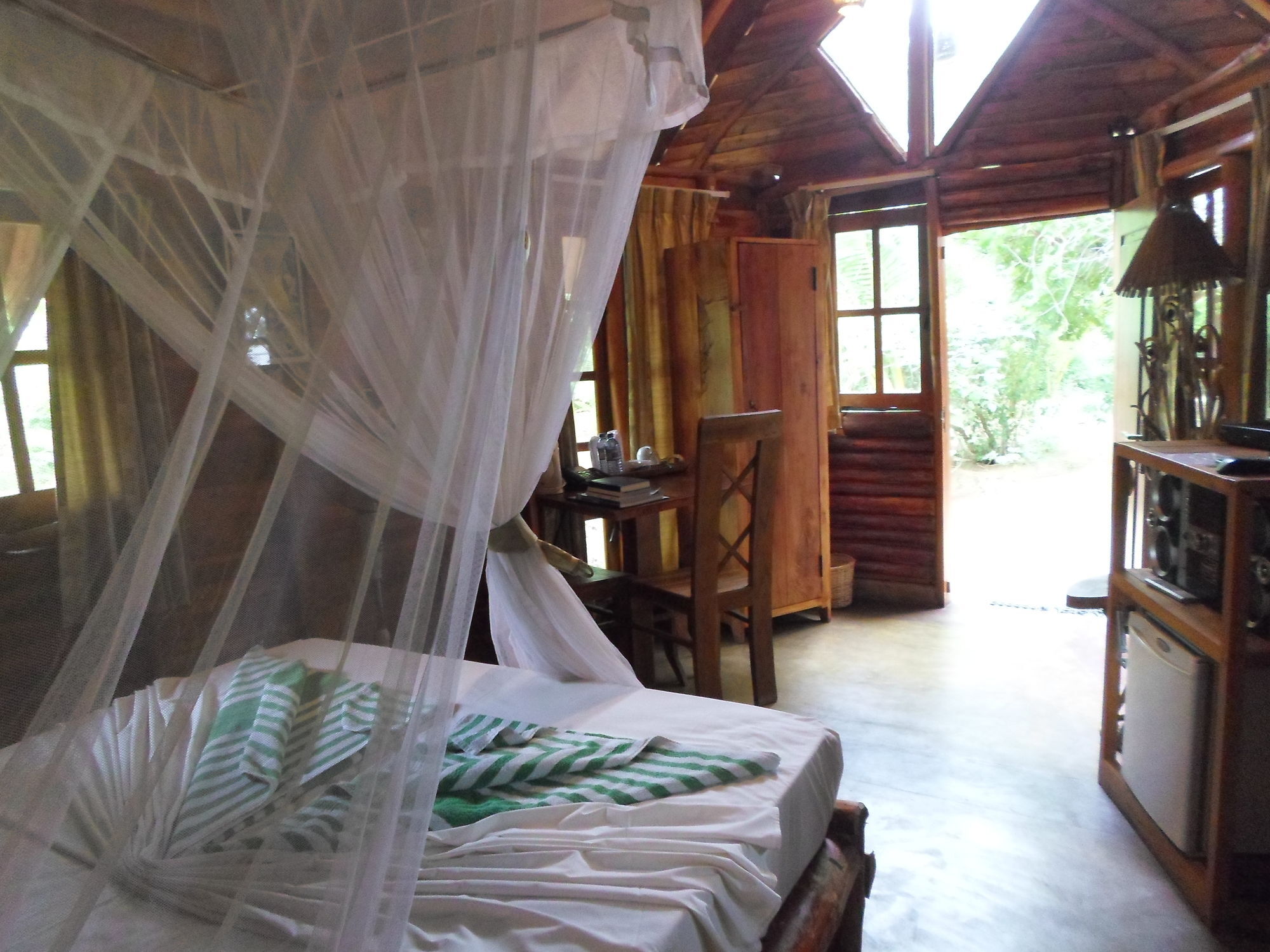 Kirinda Beach Resort, Yala Exteriör bild